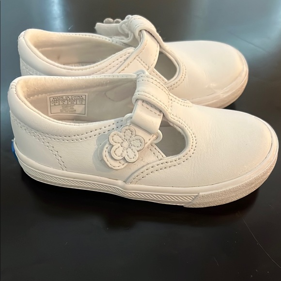 White Keds Kids Shoes with Flower Detail - Picture 1 of 5